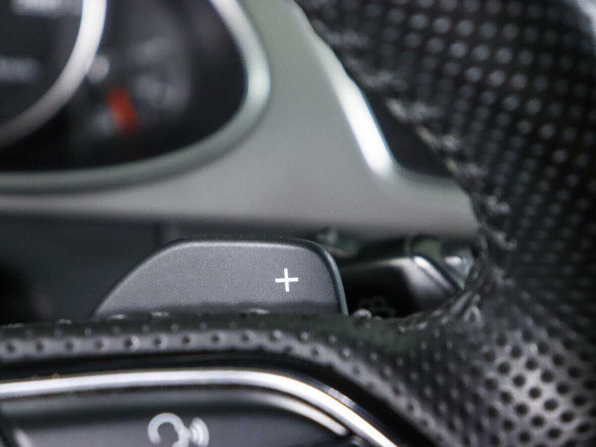 Купить Audi A4 с пробегом. Фото: #12