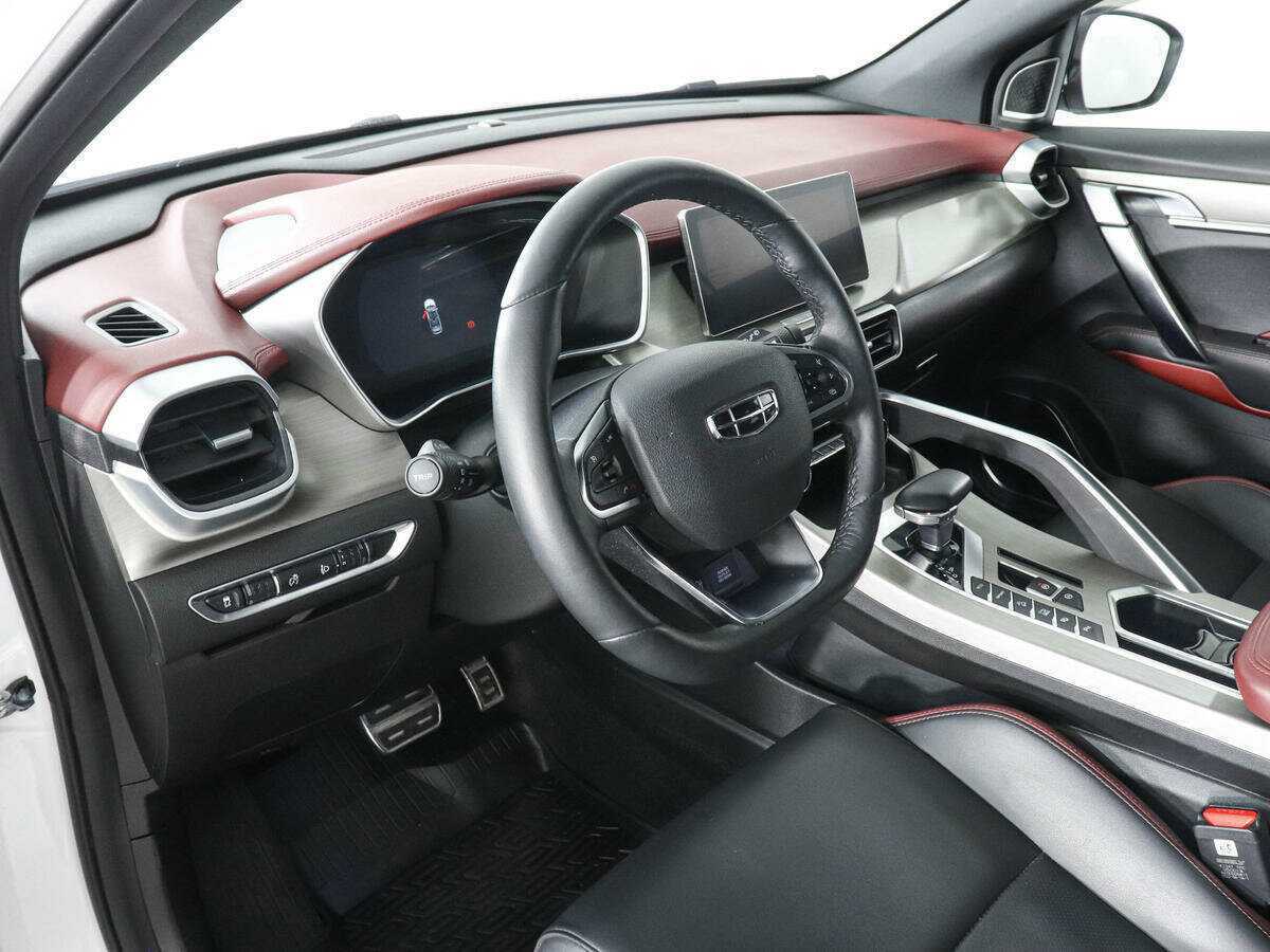 Купить Geely Coolray с пробегом. Фото: #8