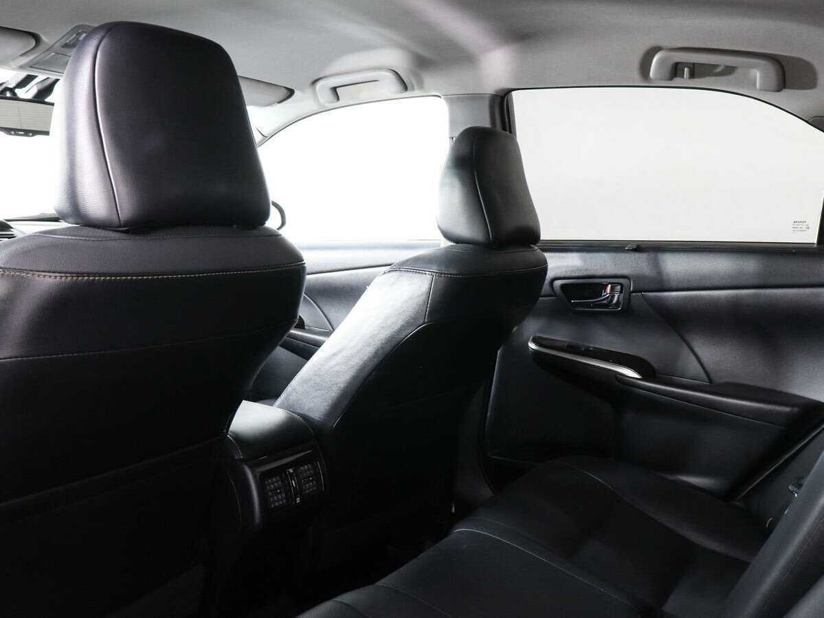 Купить Toyota Camry с пробегом. Фото: #10