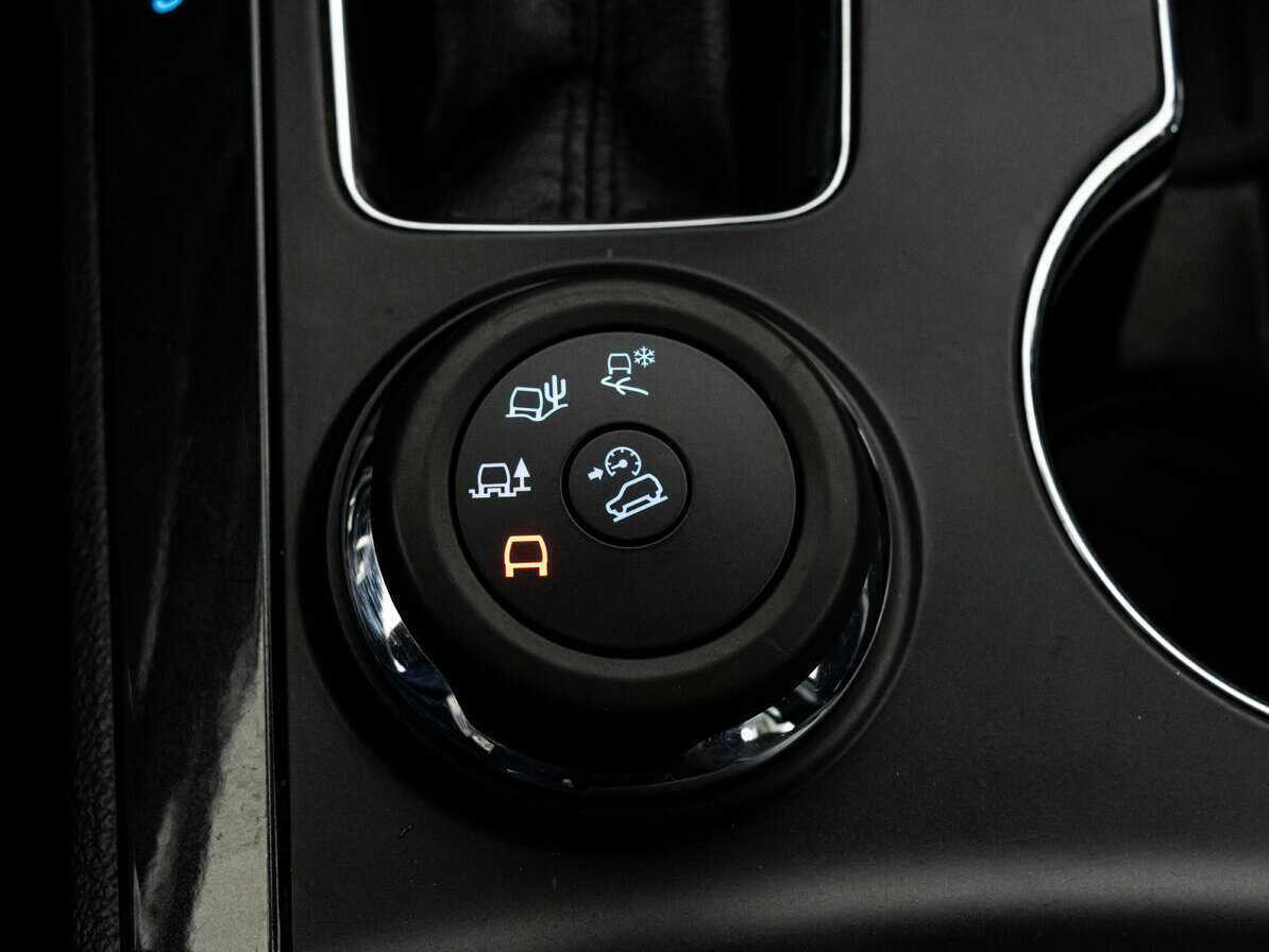 Купить Ford Explorer с пробегом. Фото: #15