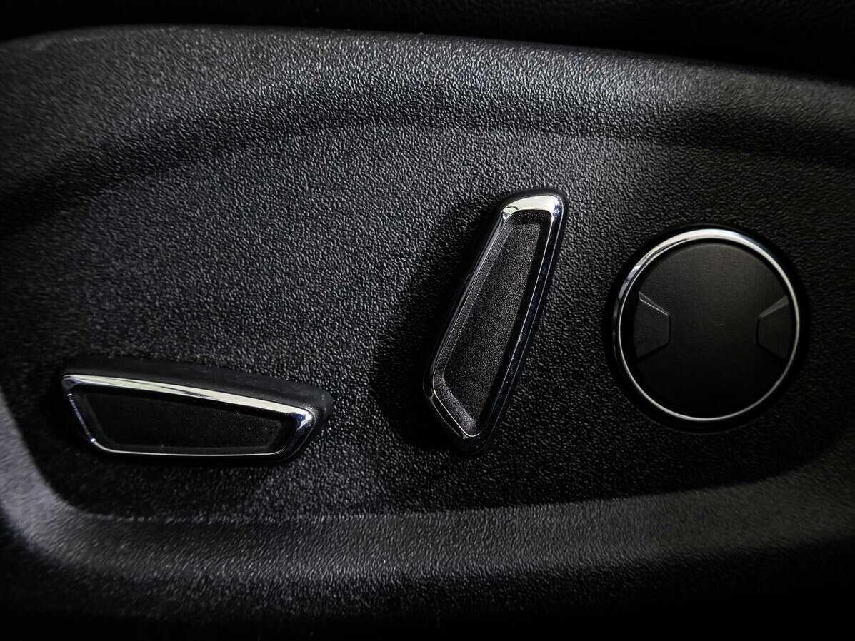 Купить Ford Explorer с пробегом. Фото: #13