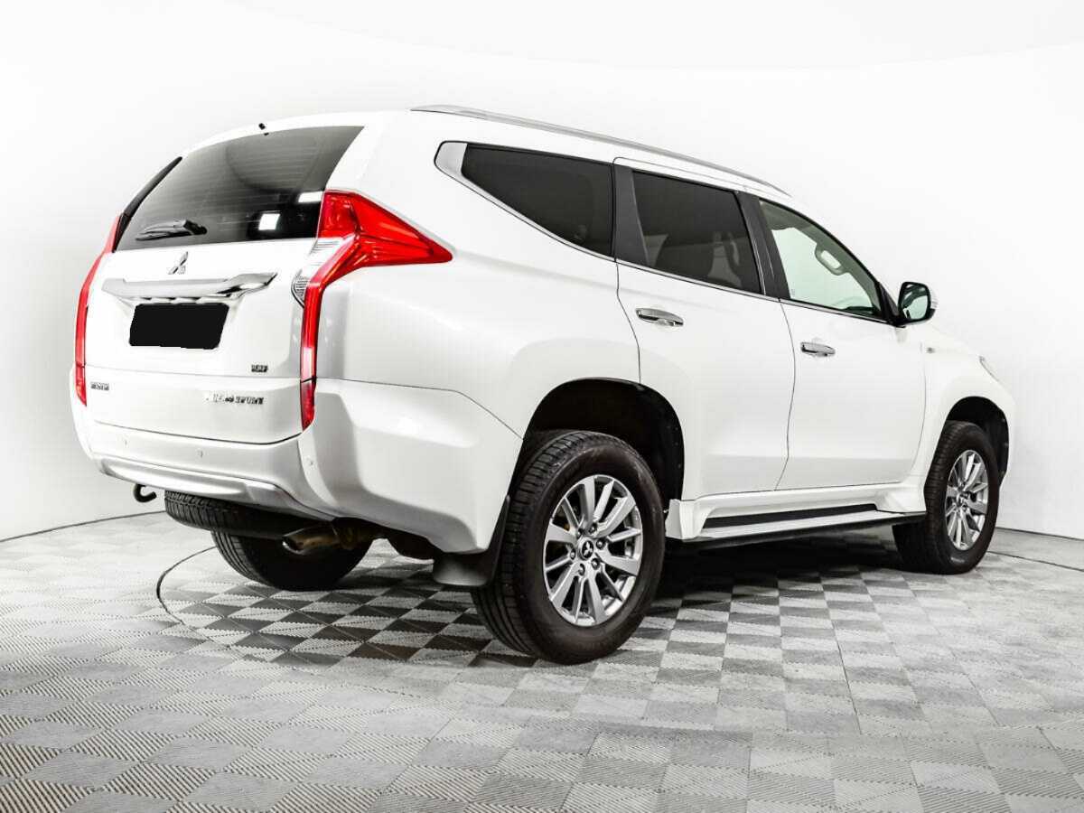 Купить Mitsubishi Pajero Sport с пробегом. Фото: #4