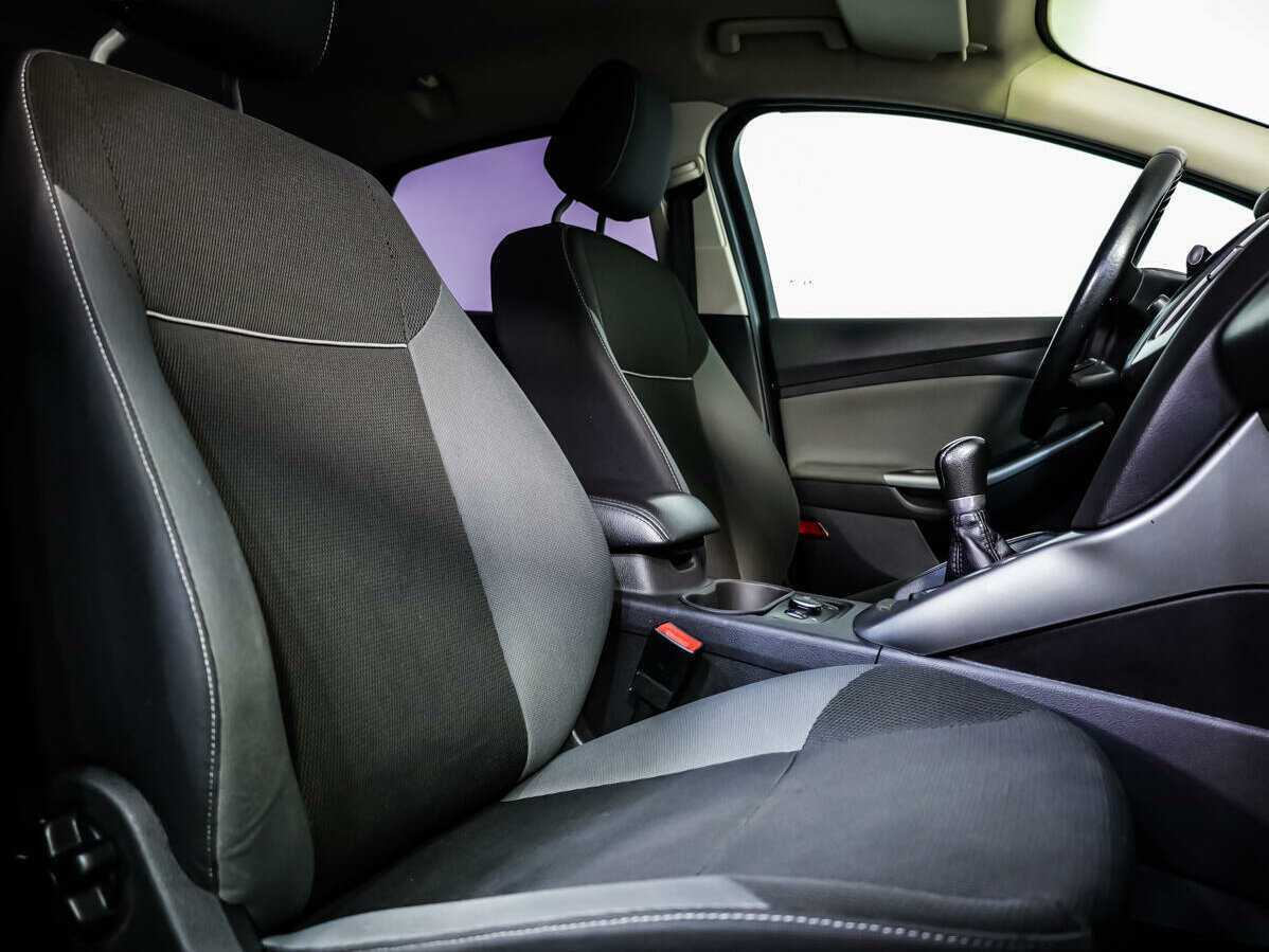 Купить Ford Focus с пробегом. Фото: #10