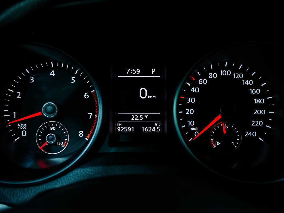 Купить Volkswagen Golf с пробегом. Фото: #17