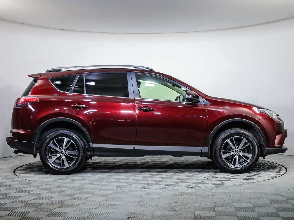 Купить Toyota RAV4 с пробегом. Фото: #2