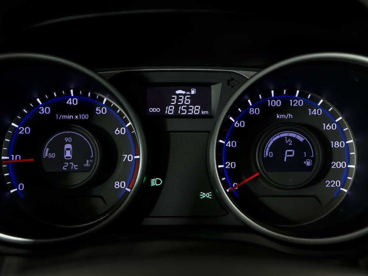 Купить Hyundai ix35 с пробегом. Фото: #9