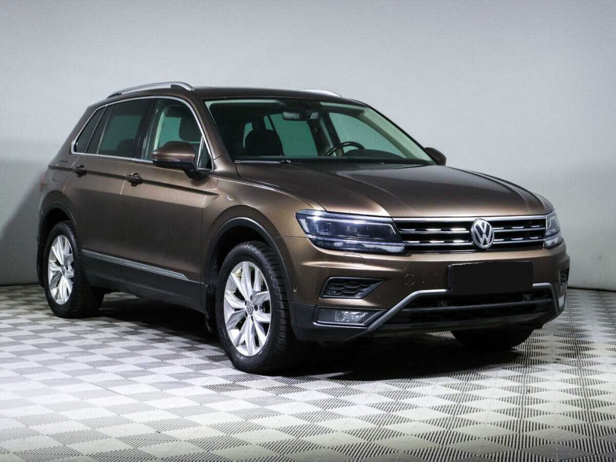 Купить Volkswagen Tiguan с пробегом. Фото: #2
