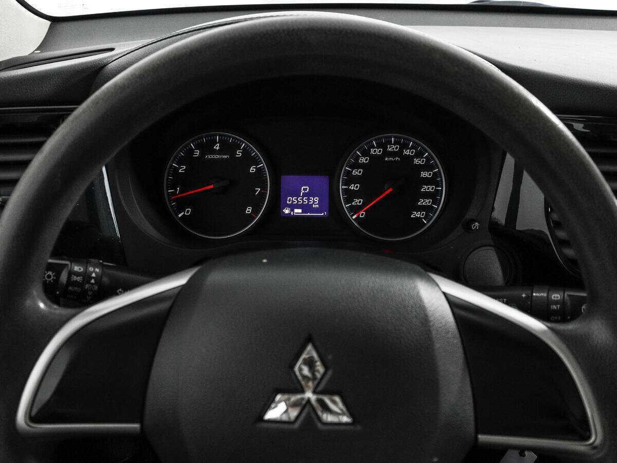 Продажа Б/У Митсубиши Оутлэндер. Фото: #14