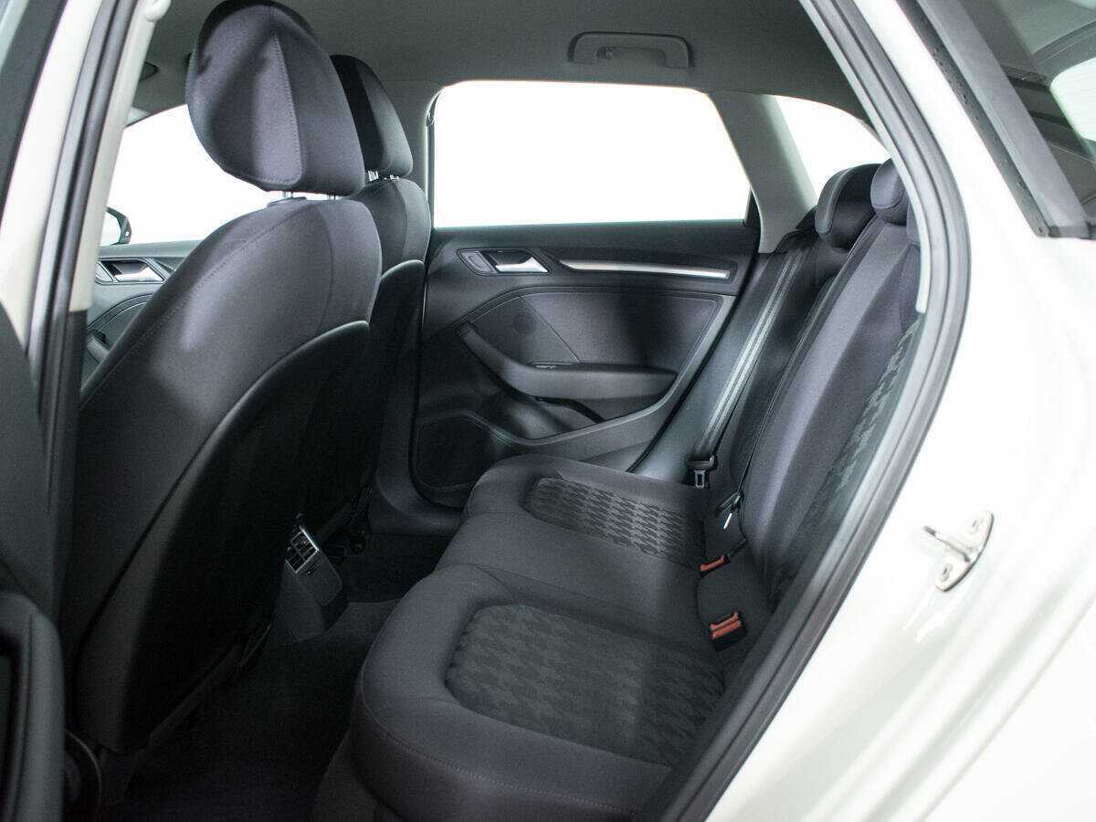 Купить Audi A3 с пробегом. Фото: #9