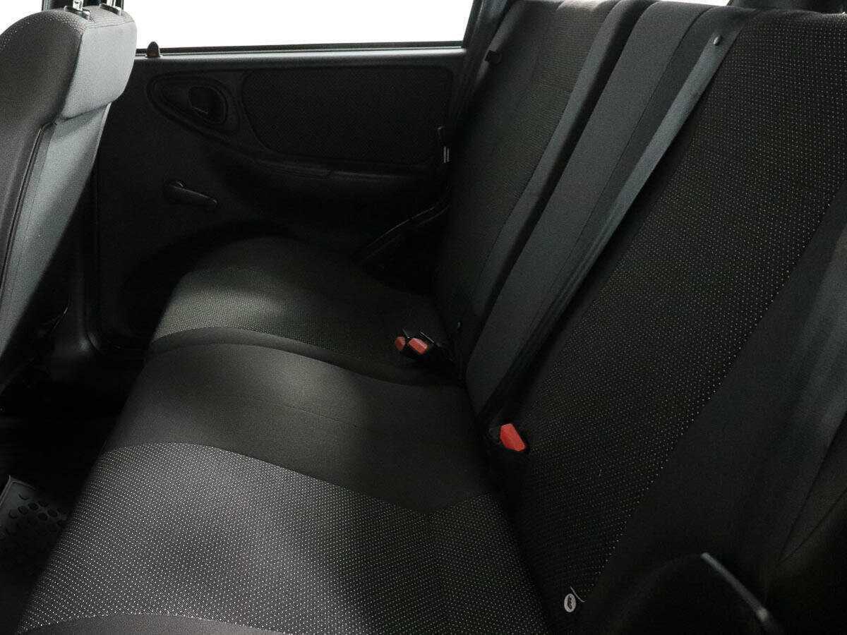 Купить Lada (ВАЗ) Niva с пробегом. Фото: #7