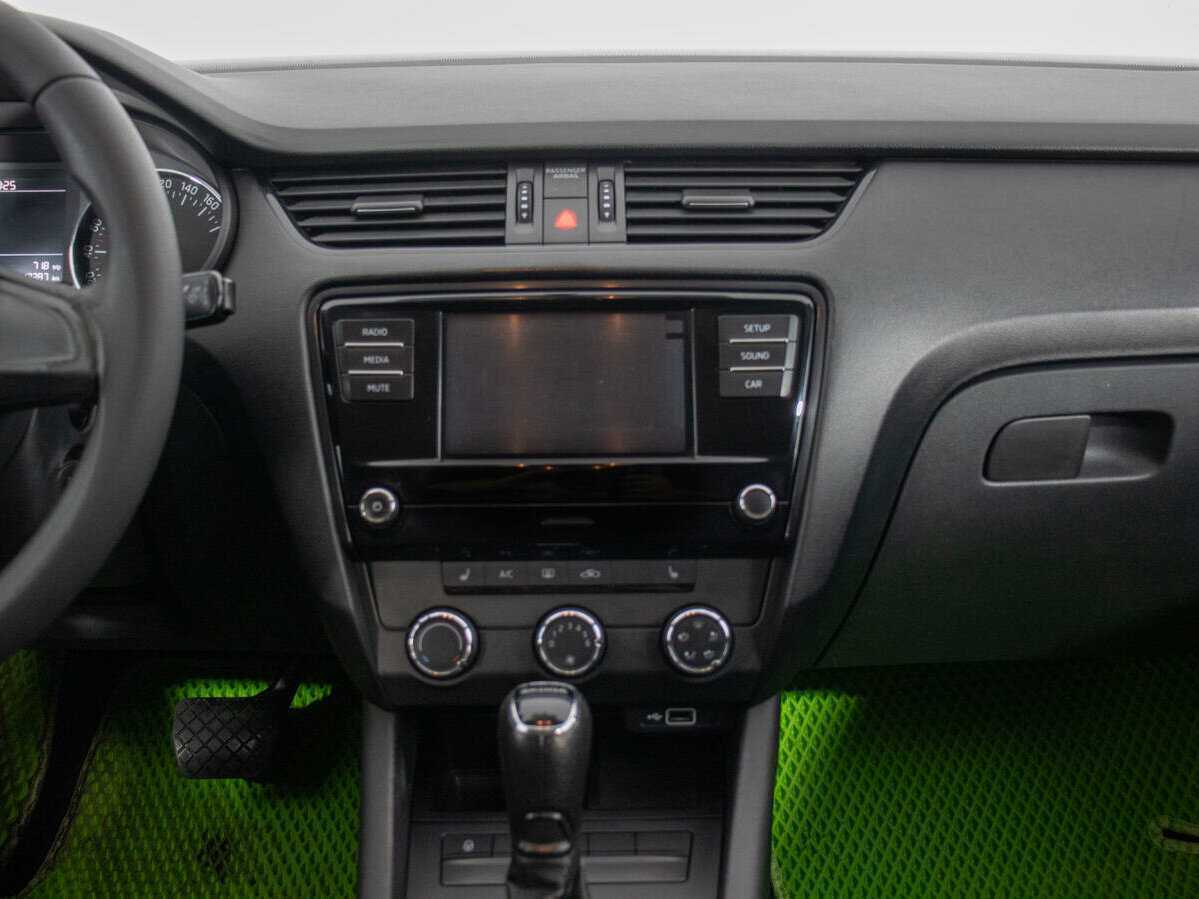 Купить Skoda Octavia с пробегом. Фото: #13