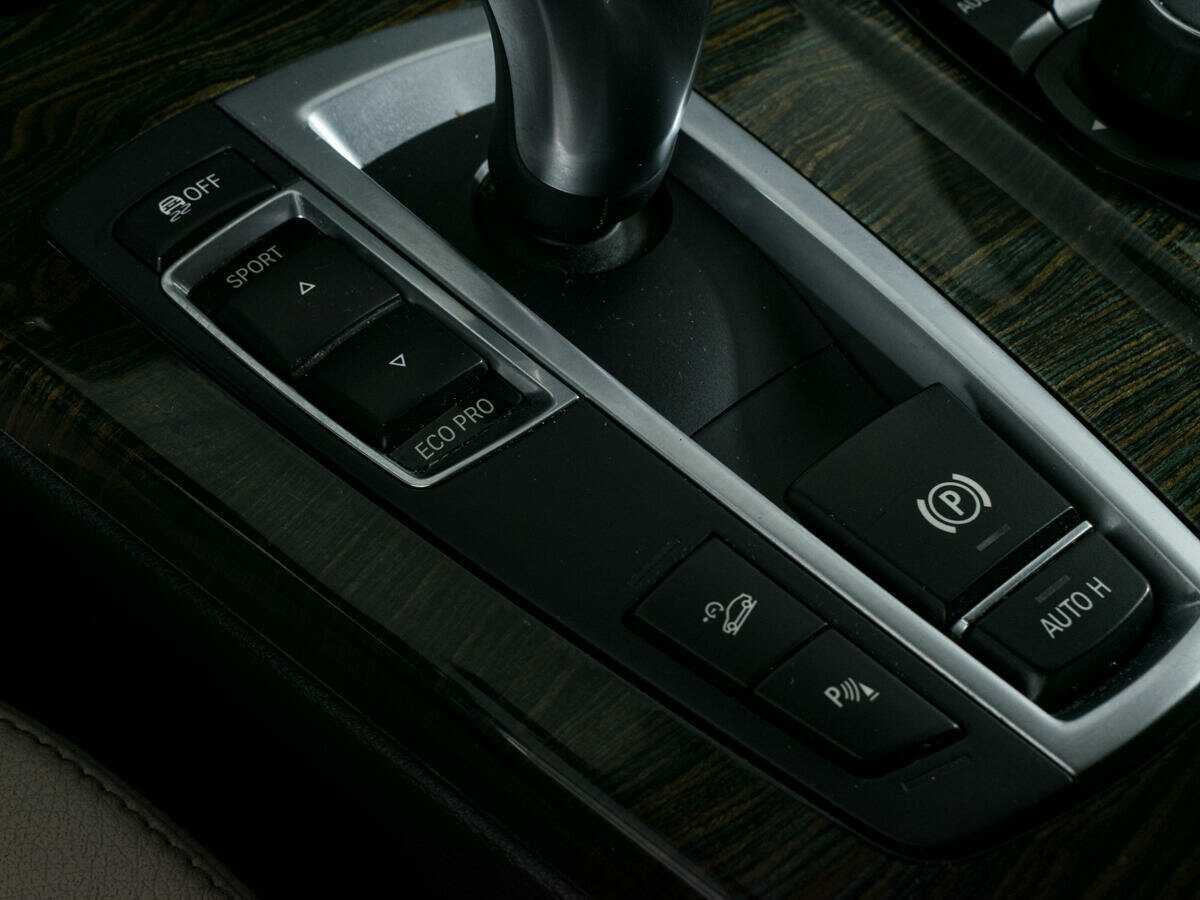 Купить BMW X3 с пробегом. Фото: #19