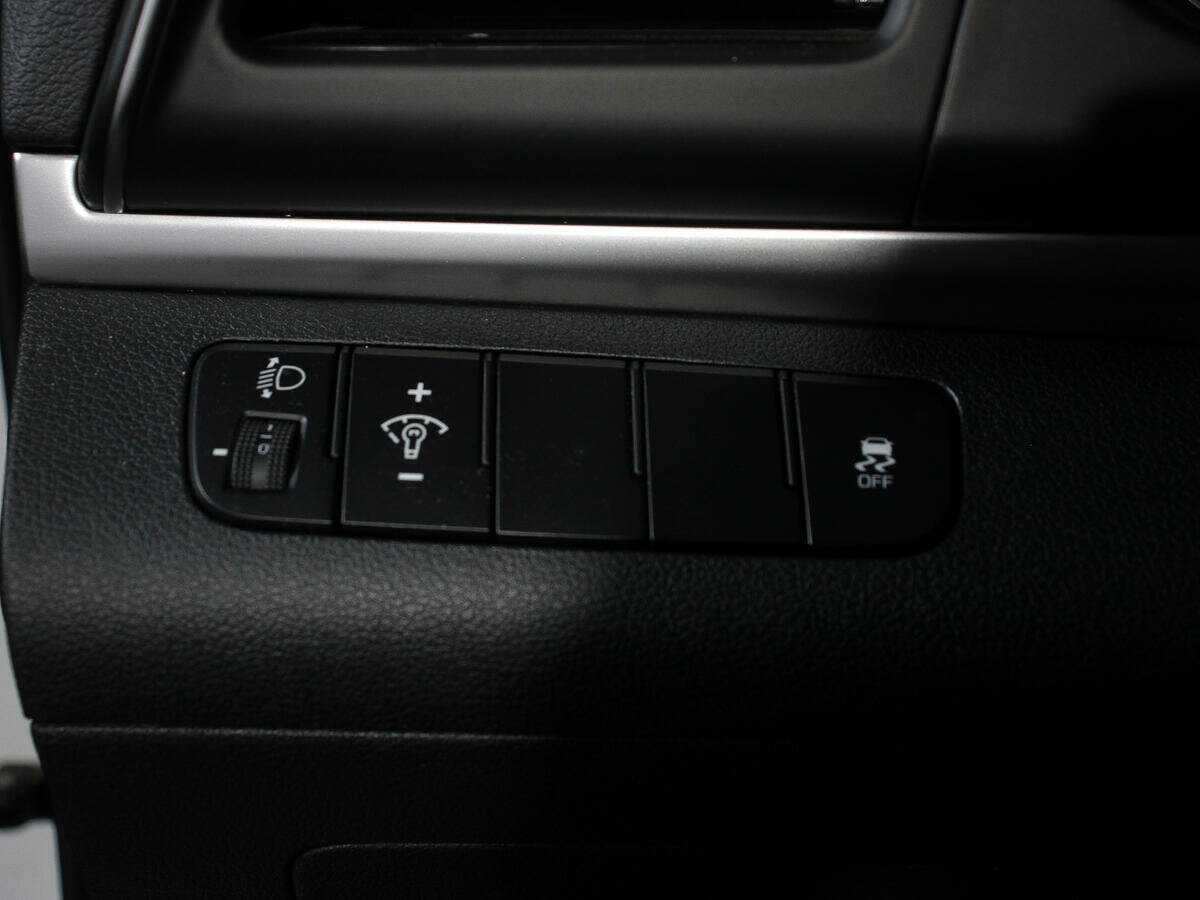 Купить Hyundai Elantra с пробегом. Фото: #12