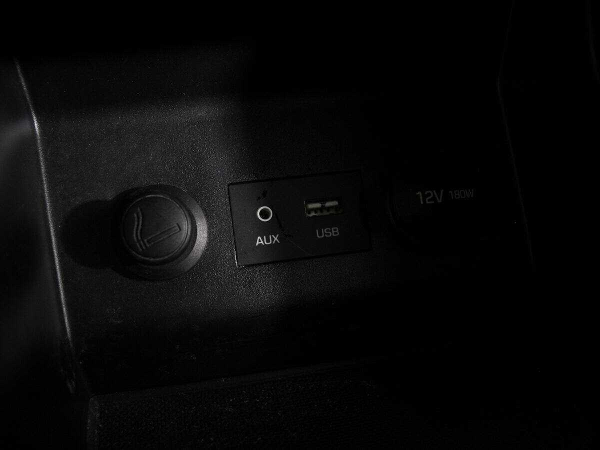 Купить Hyundai Elantra с пробегом. Фото: #15