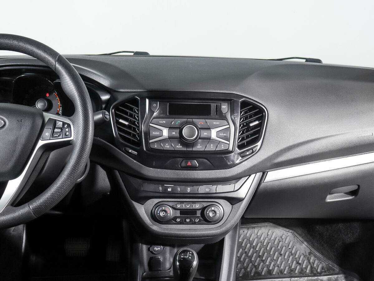 Купить Lada (ВАЗ) Vesta с пробегом. Фото: #10