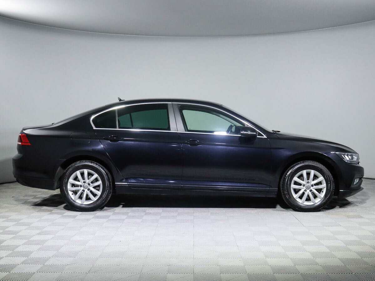Купить Volkswagen Passat с пробегом. Фото: #3