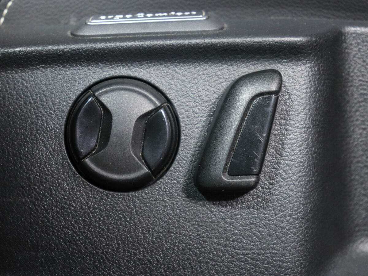 Купить Volkswagen Passat с пробегом. Фото: #15