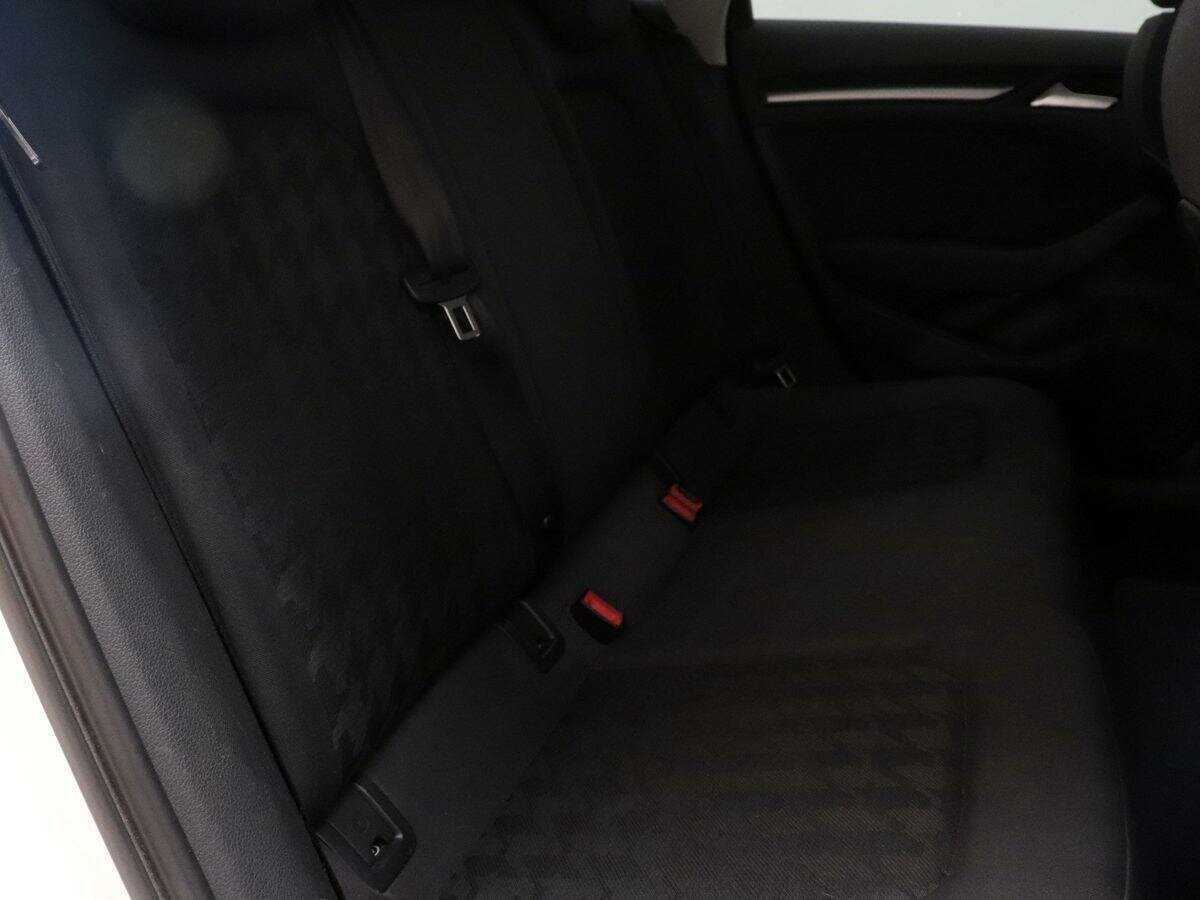 Купить Audi A3 с пробегом. Фото: #7