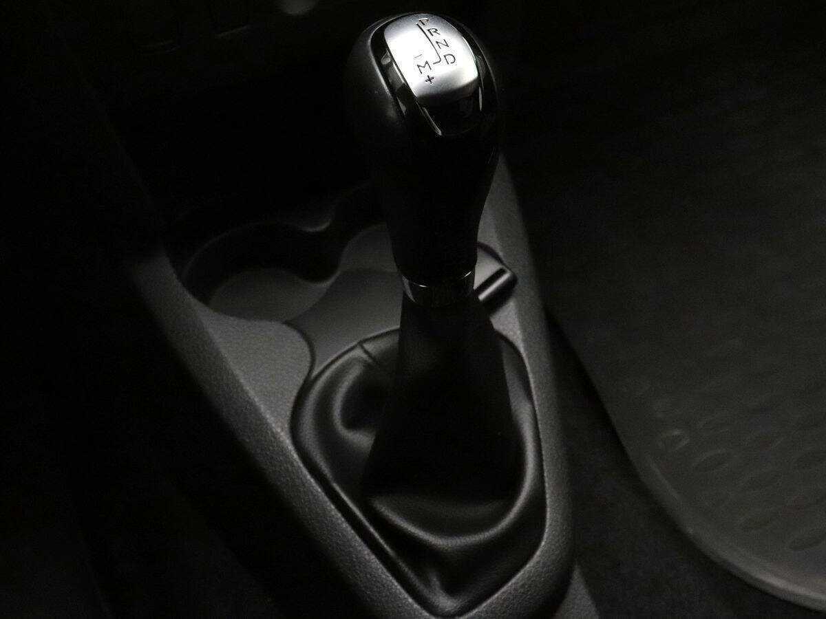 Купить Renault Logan с пробегом. Фото: #14