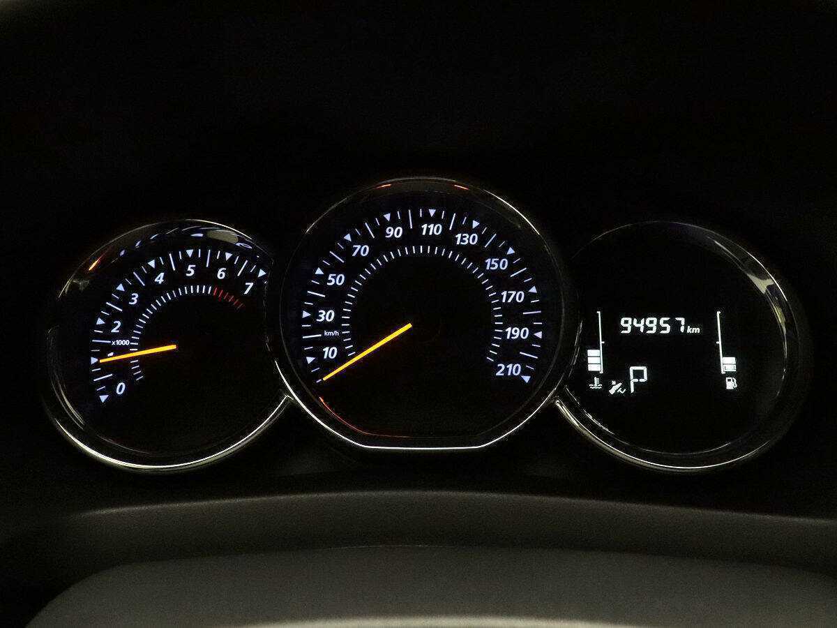 Купить Renault Logan с пробегом. Фото: #16