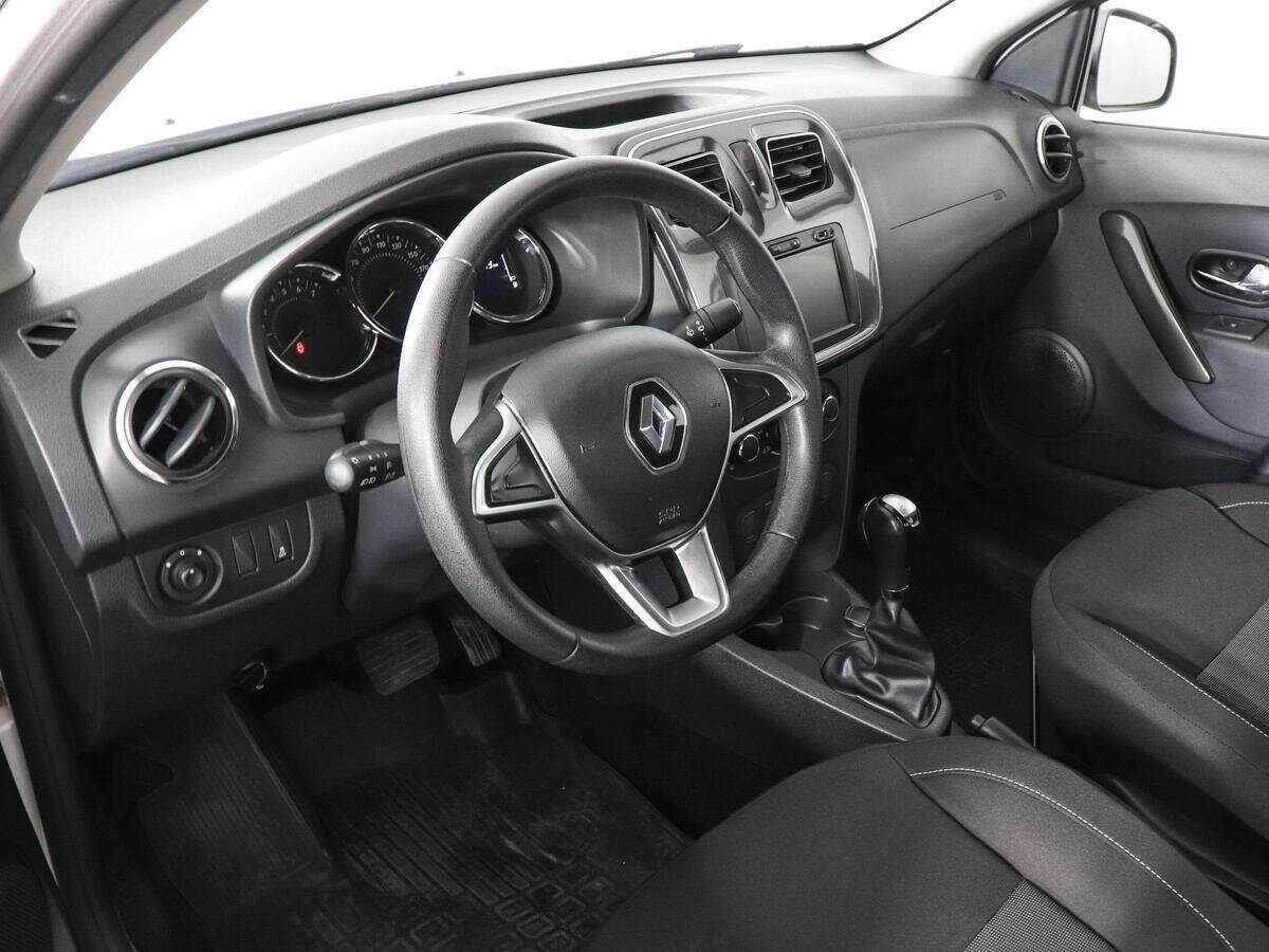 Купить Renault Logan с пробегом. Фото: #8