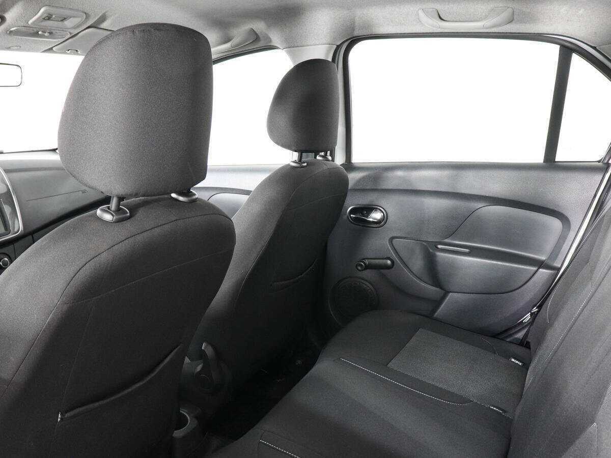 Купить Renault Logan с пробегом. Фото: #11