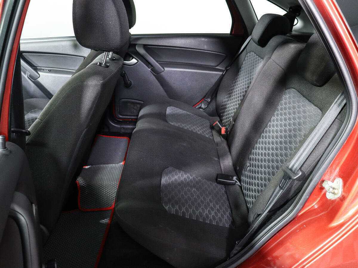 Купить Lada (ВАЗ) Granta с пробегом. Фото: #7