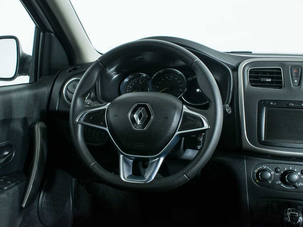 Купить Renault Logan с пробегом. Фото: #11