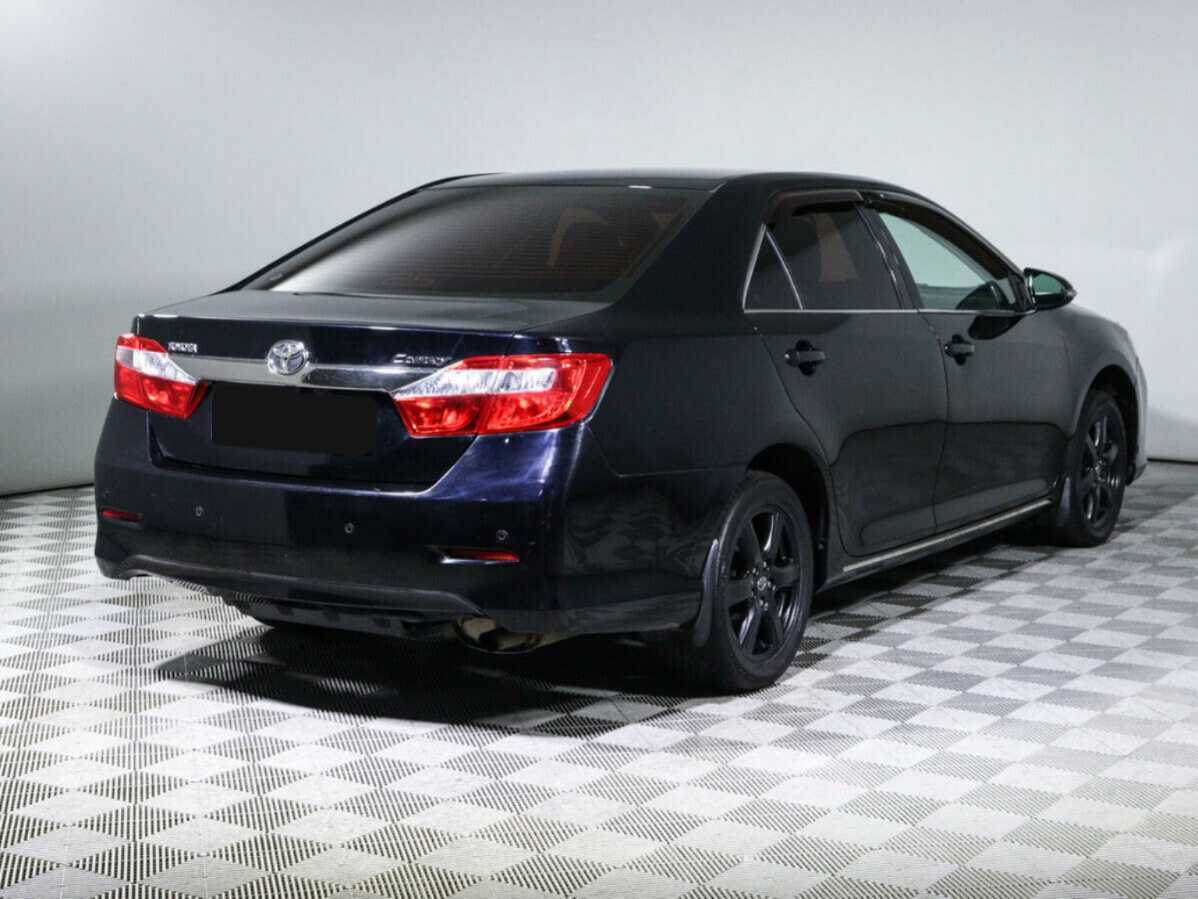 Купить Toyota Camry с пробегом. Фото: #4
