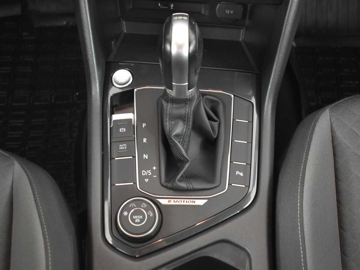 Купить Volkswagen Tiguan с пробегом. Фото: #15
