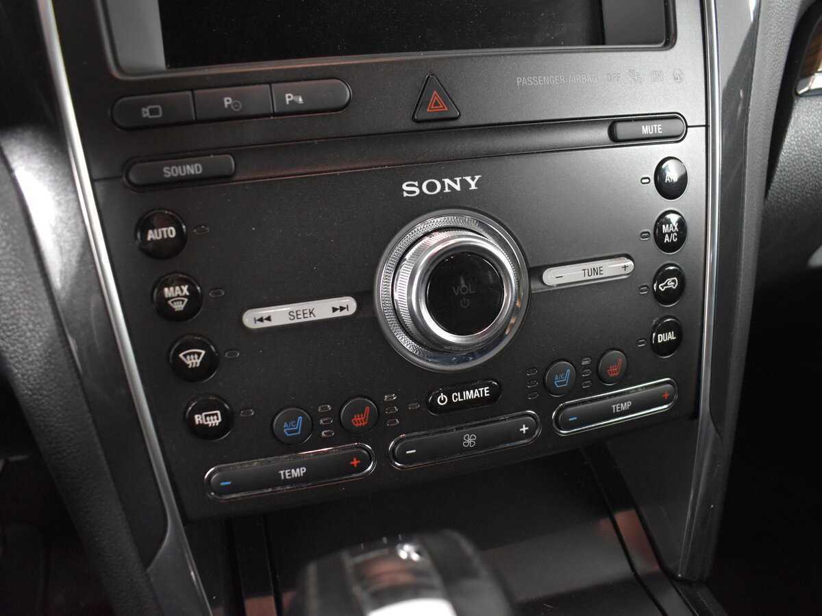 Купить Ford Explorer с пробегом. Фото: #21