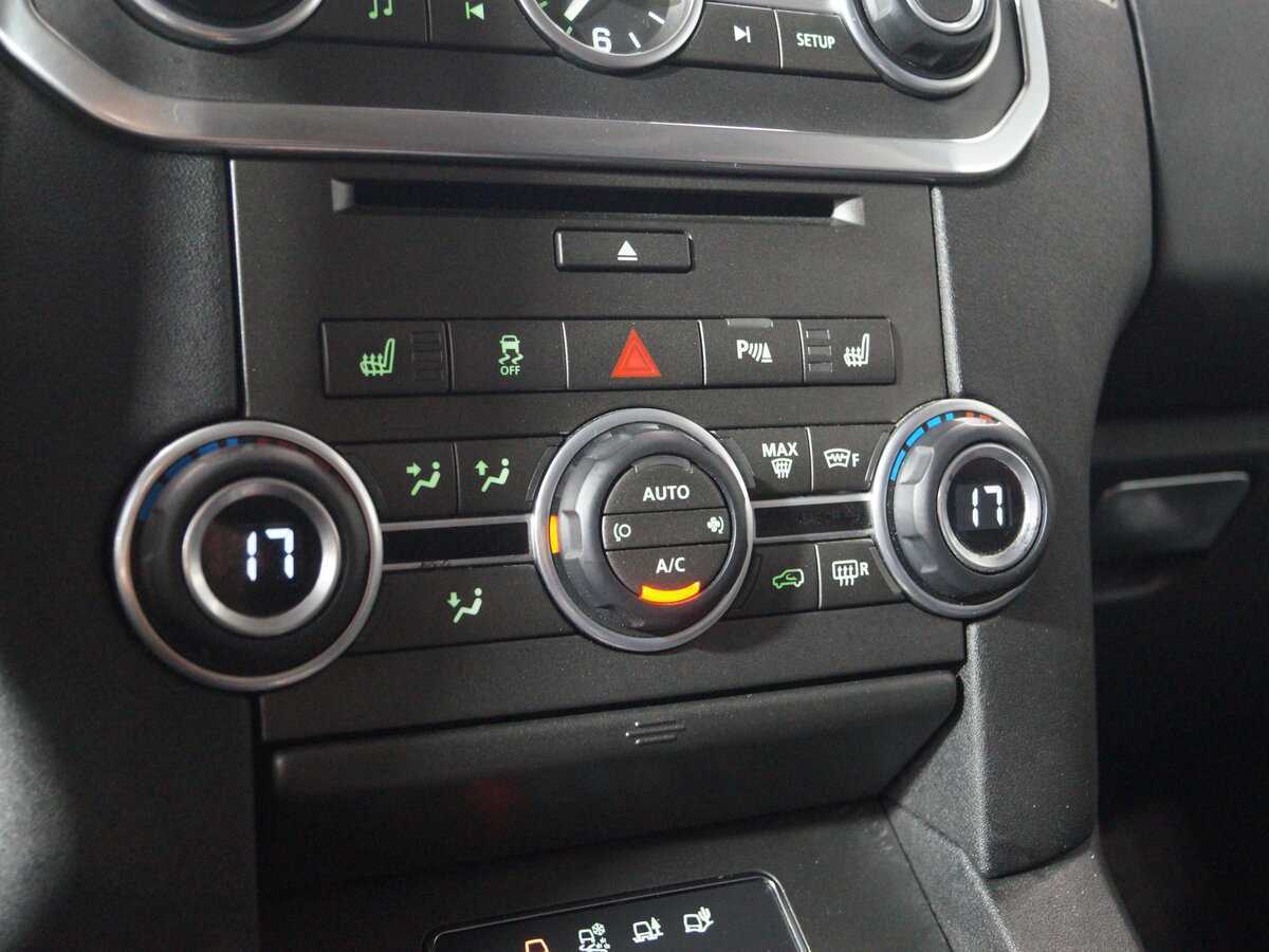 Купить Land Rover Discovery с пробегом. Фото: #24