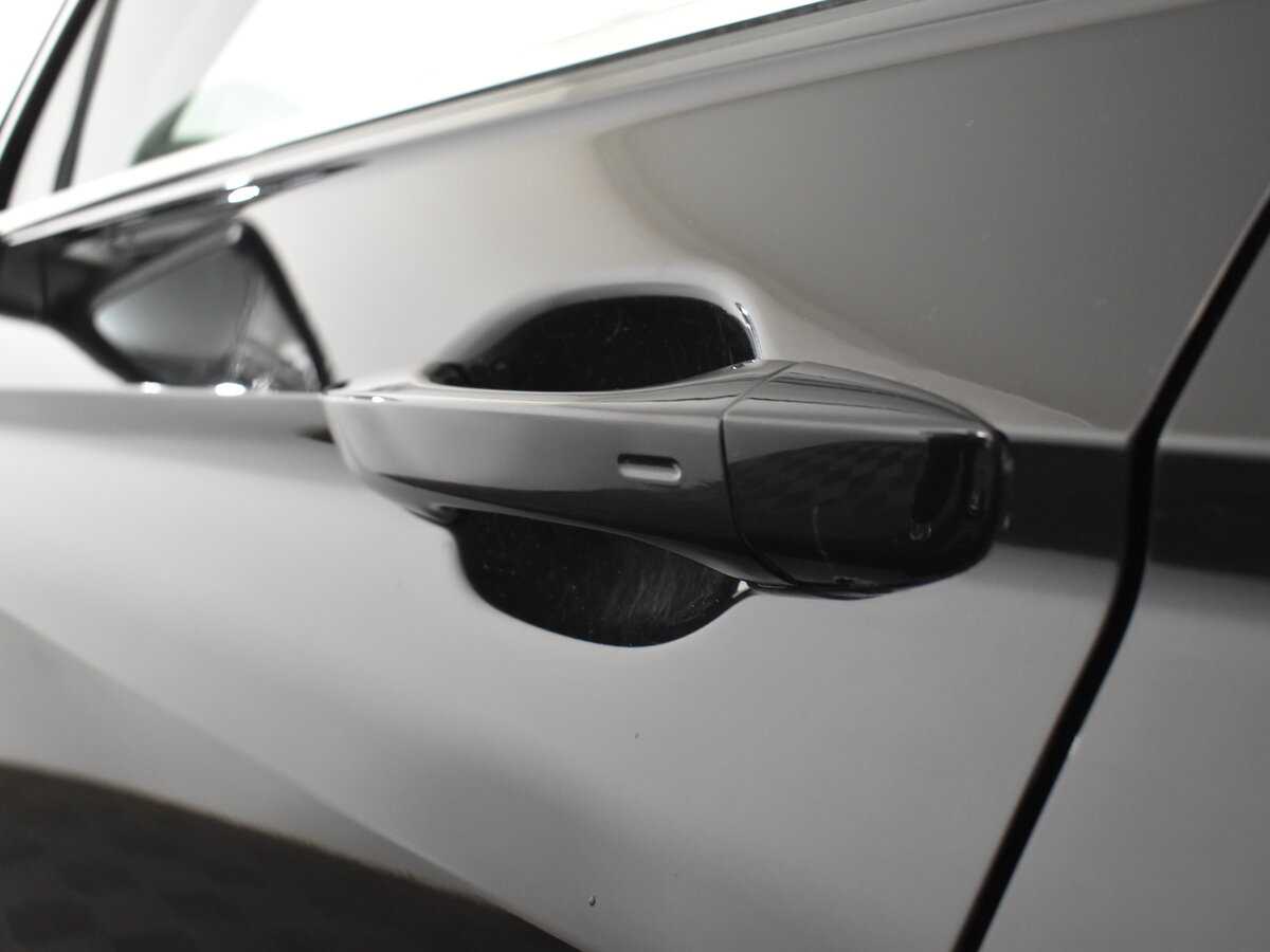 Купить Volkswagen Tiguan с пробегом. Фото: #10