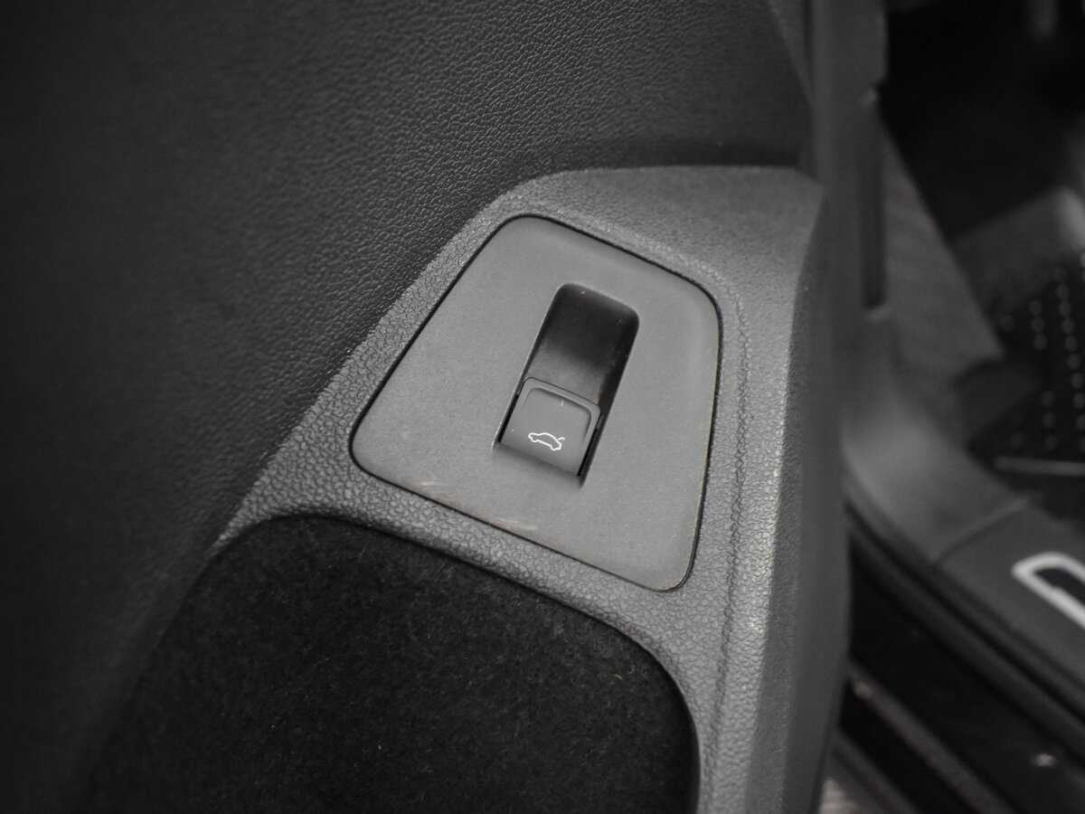 Купить Volkswagen Tiguan с пробегом. Фото: #16