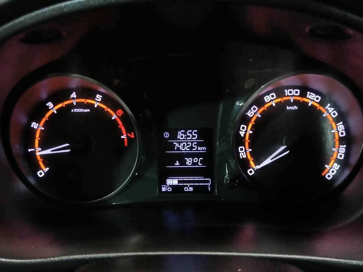 Купить Lada (ВАЗ) Granta с пробегом. Фото: #11