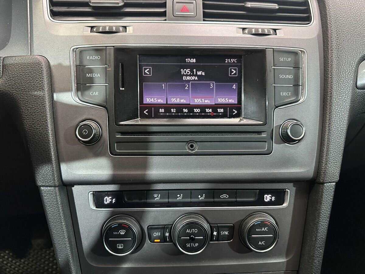 Купить Volkswagen Golf с пробегом. Фото: #12