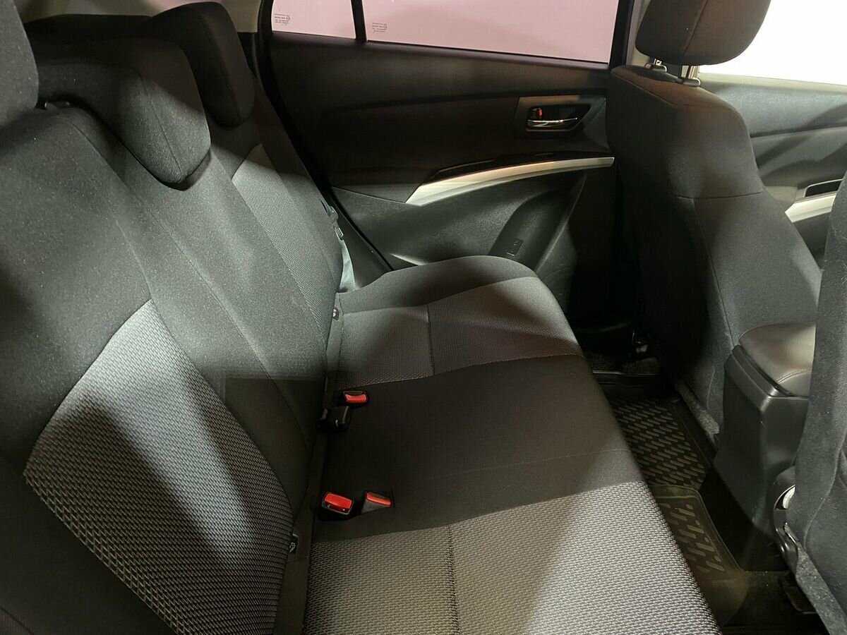 Купить Suzuki SX4 с пробегом. Фото: #10