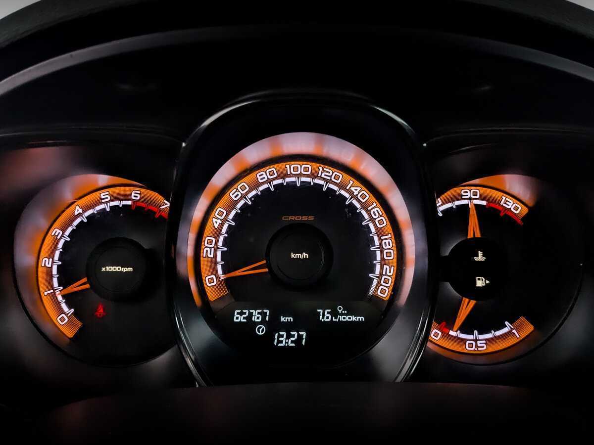 Купить Lada (ВАЗ) Vesta с пробегом. Фото: #10