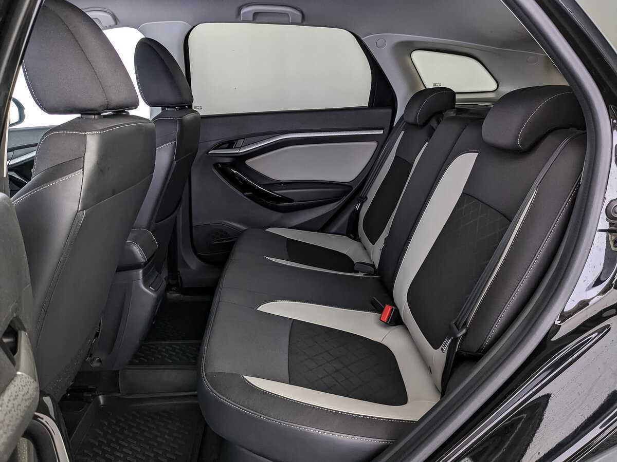 Купить Lada (ВАЗ) Vesta с пробегом. Фото: #13