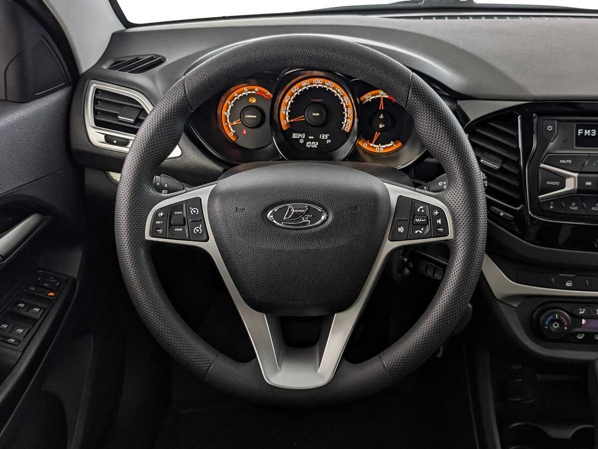 Купить Lada (ВАЗ) Vesta с пробегом. Фото: #17