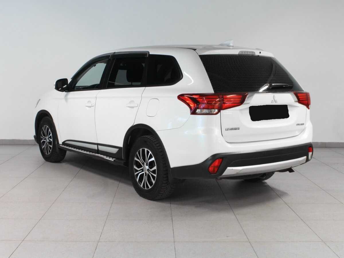 Купить Mitsubishi Outlander с пробегом. Фото: #6