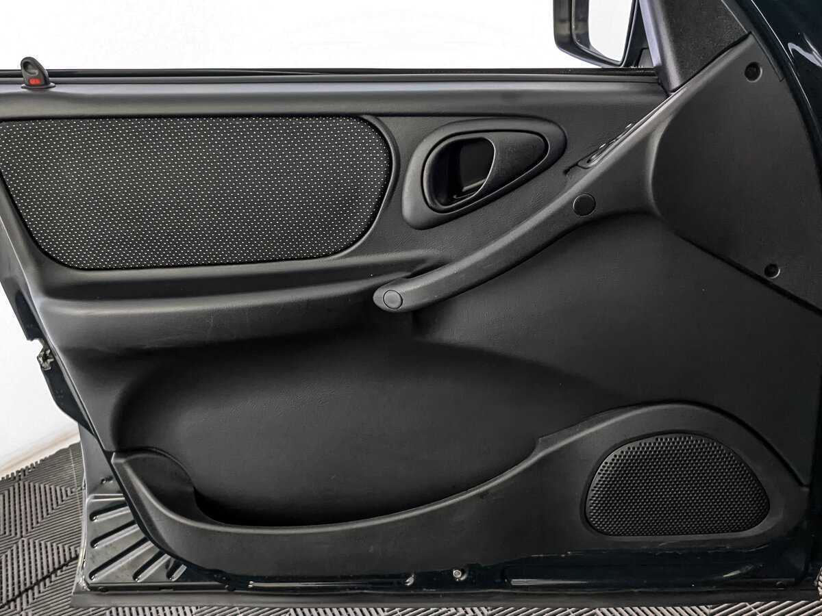 Купить Lada (ВАЗ) Niva с пробегом. Фото: #14