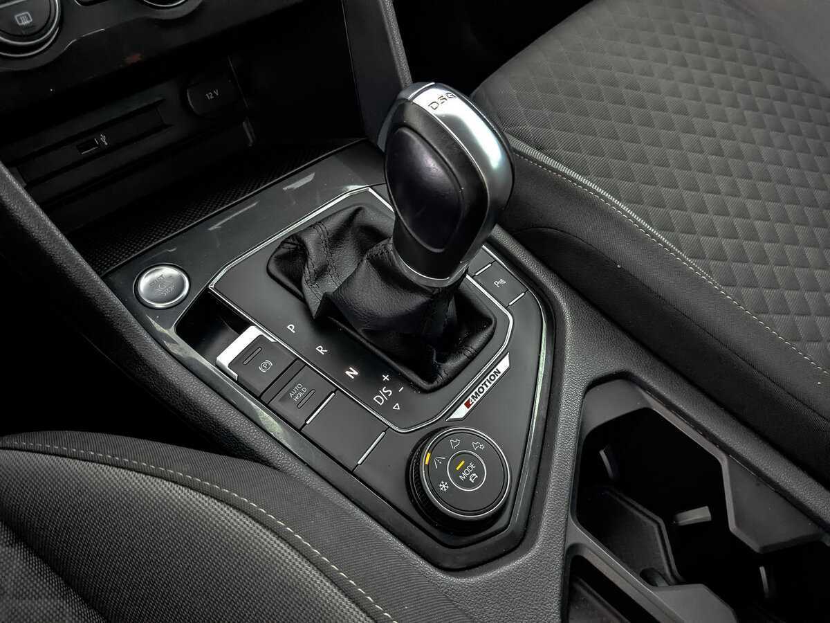 Купить Volkswagen Tiguan с пробегом. Фото: #21