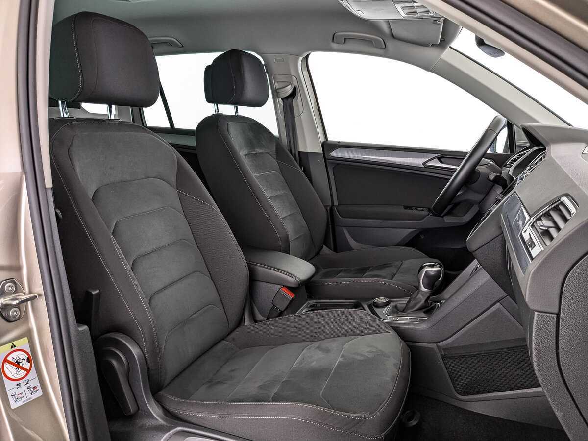 Купить Volkswagen Tiguan с пробегом. Фото: #19