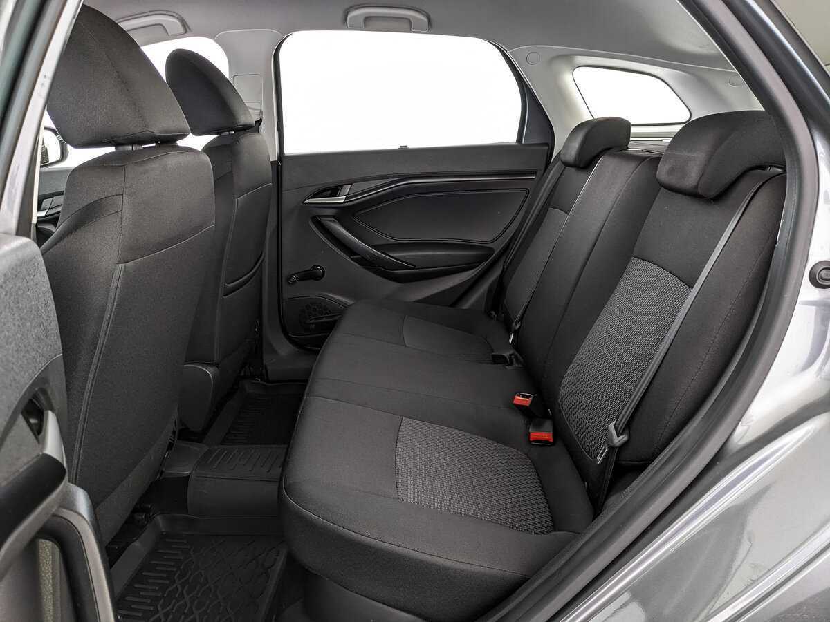 Купить Lada (ВАЗ) Vesta с пробегом. Фото: #12