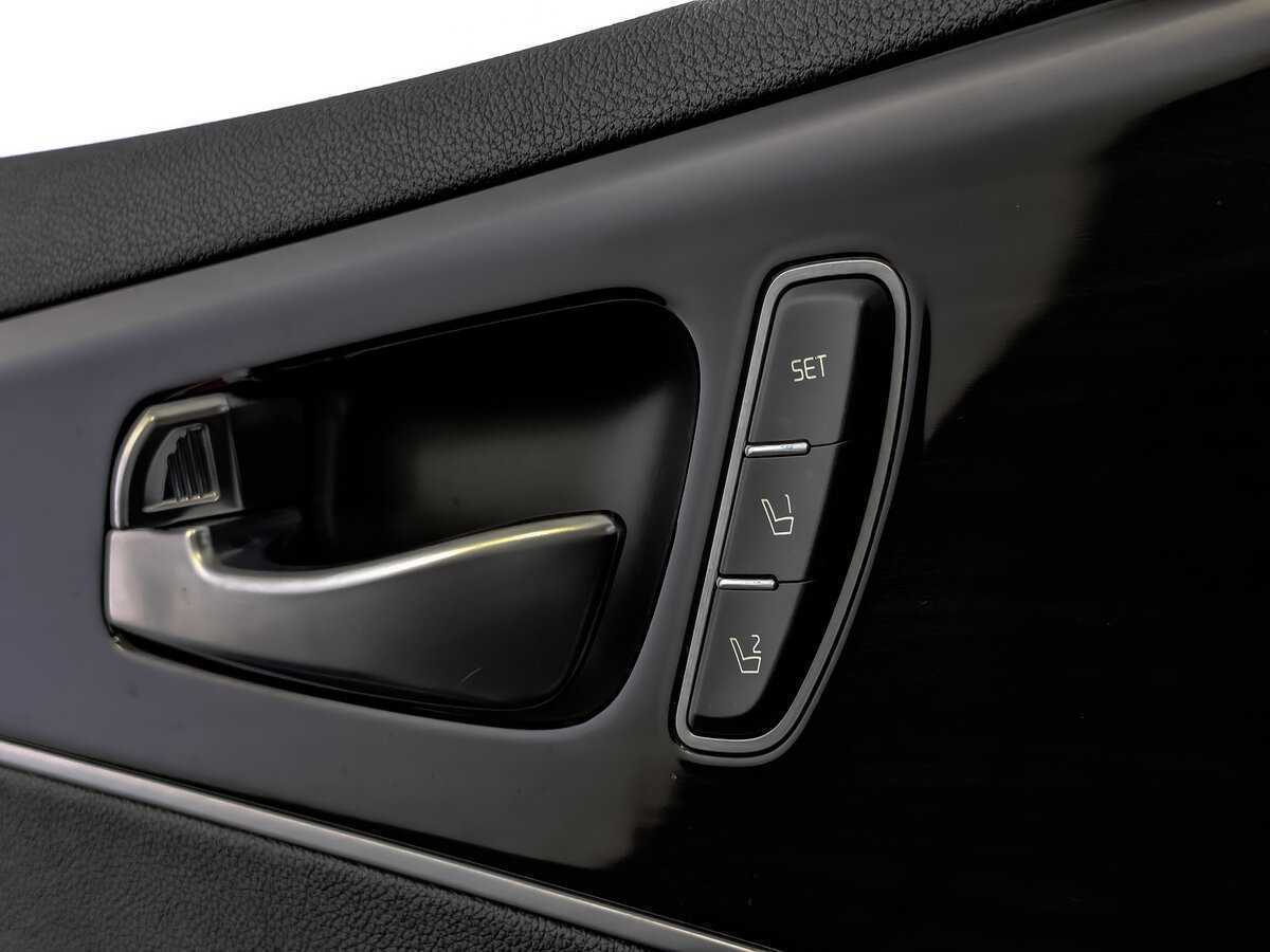 Купить Kia Sorento с пробегом. Фото: #23