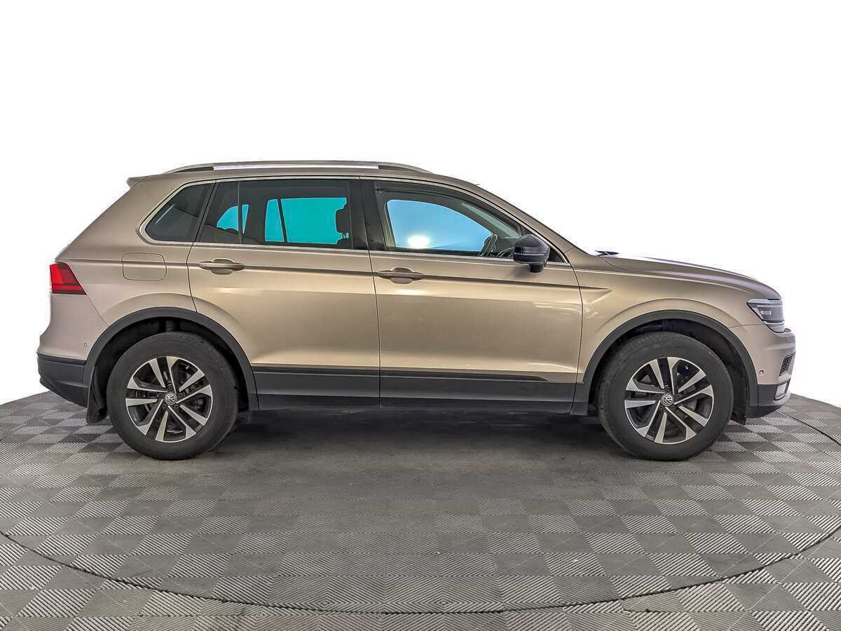 Купить Volkswagen Tiguan с пробегом. Фото: #3