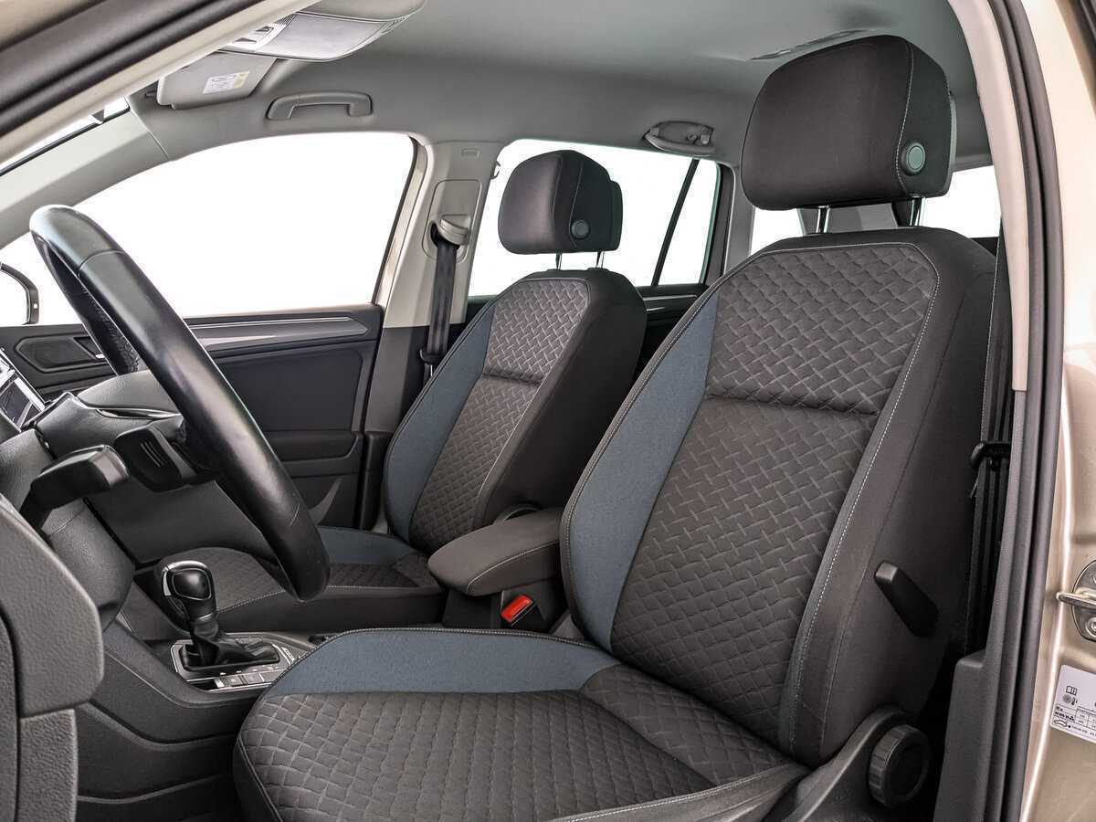 Купить Volkswagen Tiguan с пробегом. Фото: #15
