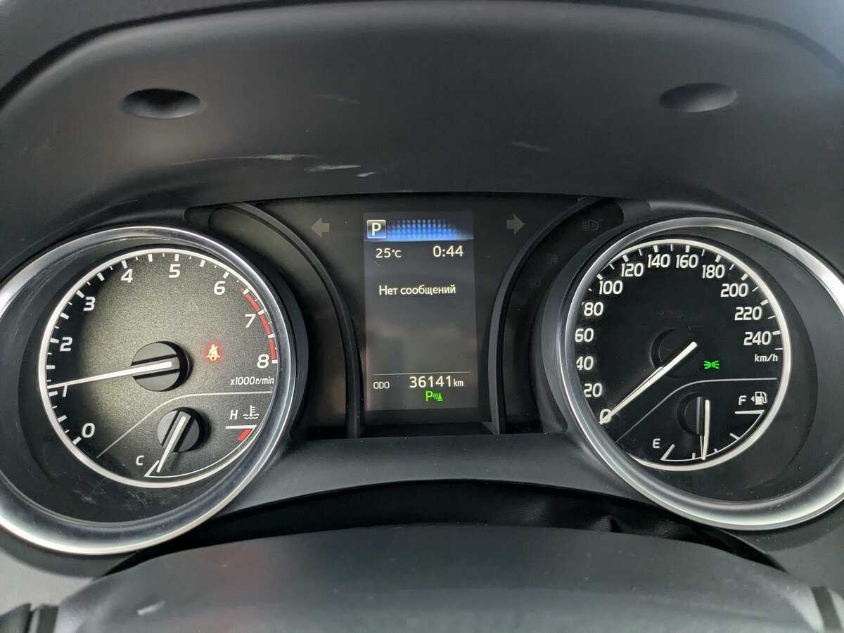 Купить Toyota Camry с пробегом. Фото: #9