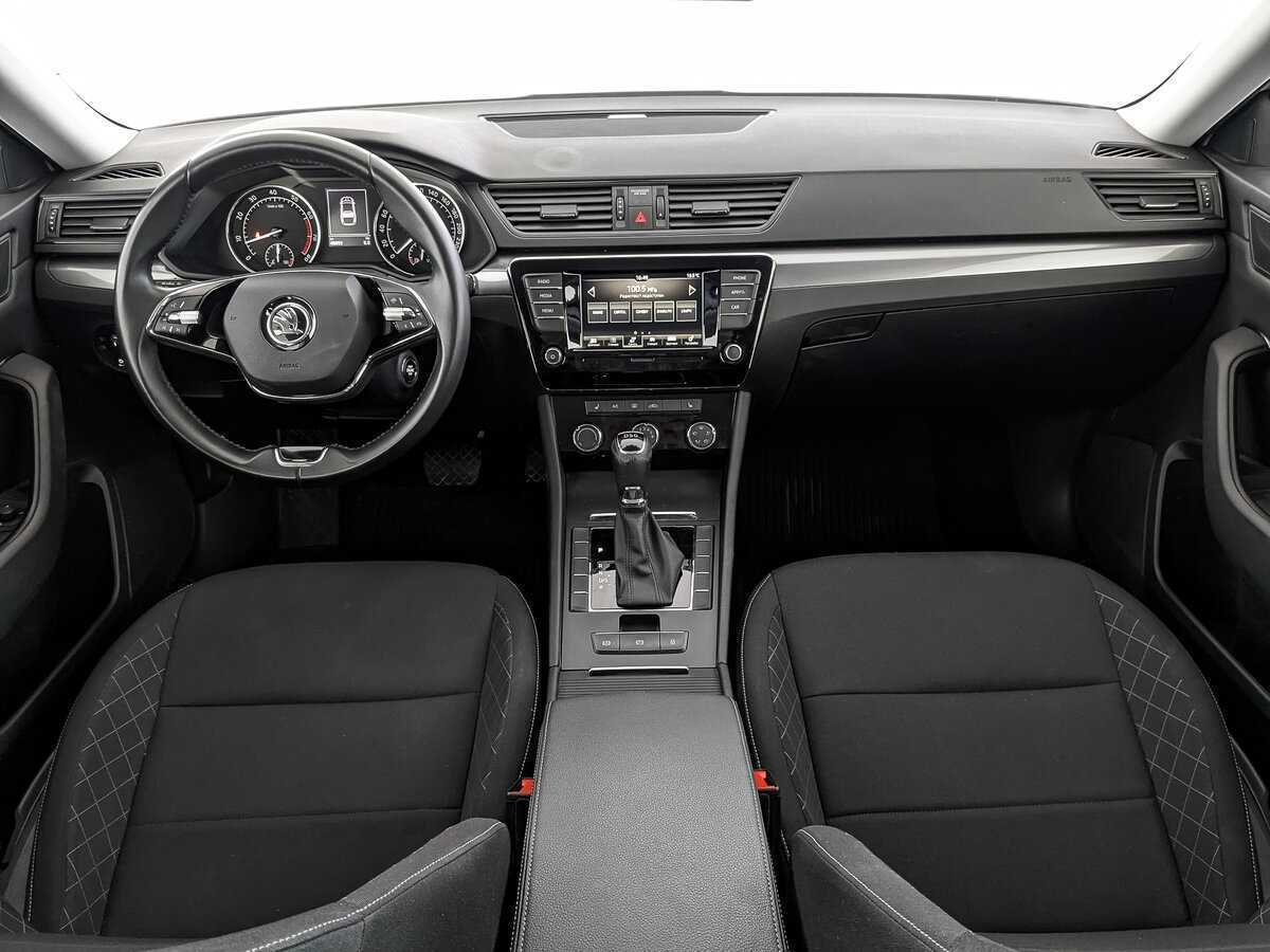 Купить Skoda Superb с пробегом. Фото: #9